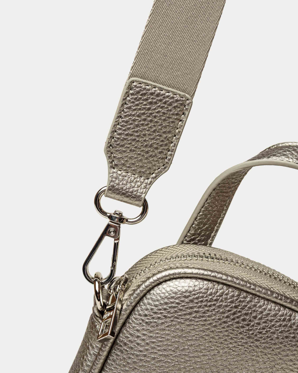 Porta celular Baby Donna en efecto cuero charol arrugado