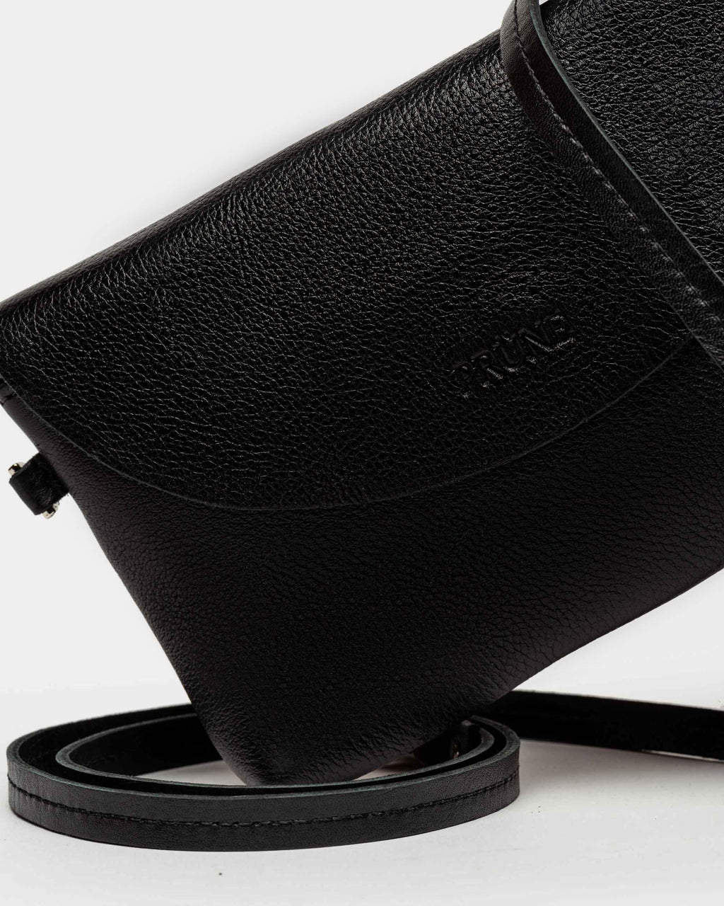 Mini bag Viena en cuero liso satinado