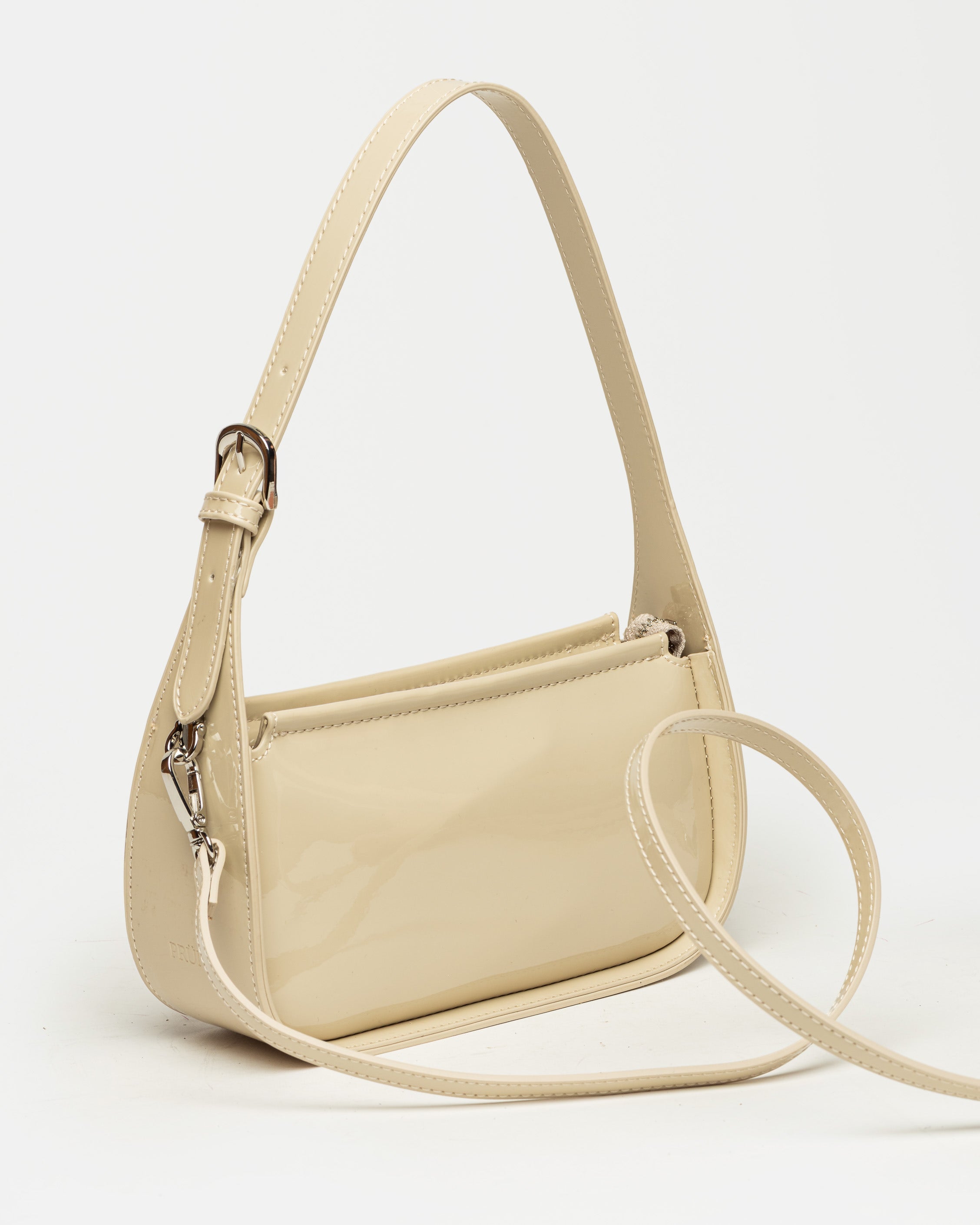 Cartera al hombro Leaf en efecto cuero charol