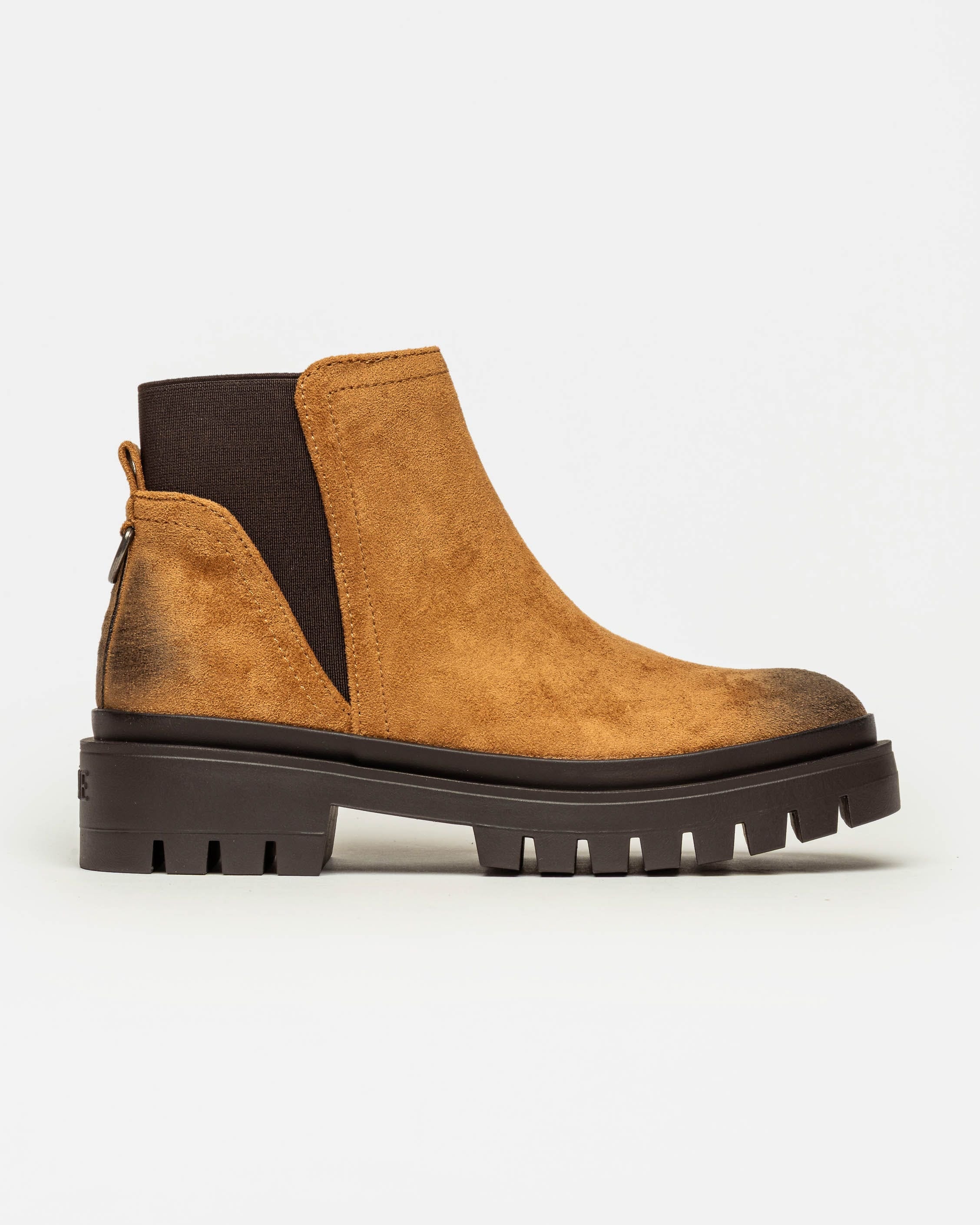 Bota caña baja Scott en efecto gamuza