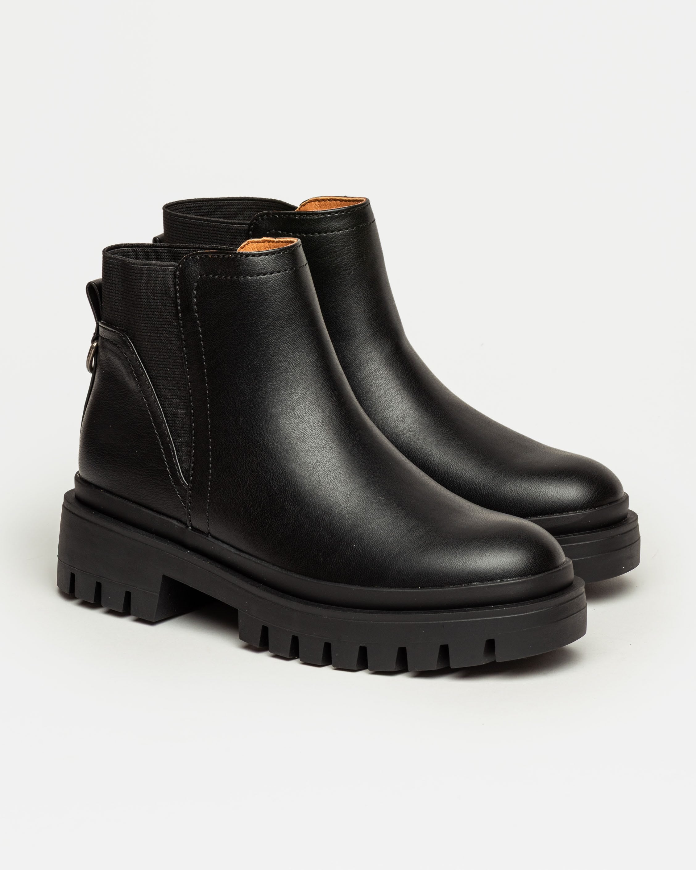 Bota caña baja Scott en efecto cuero