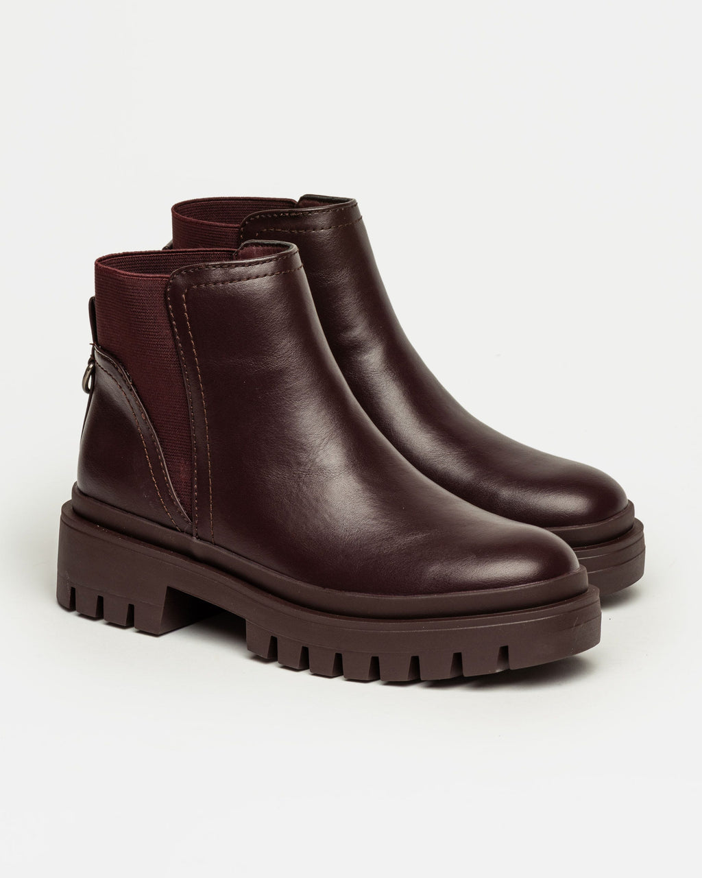 Bota caña baja Scott en efecto cuero