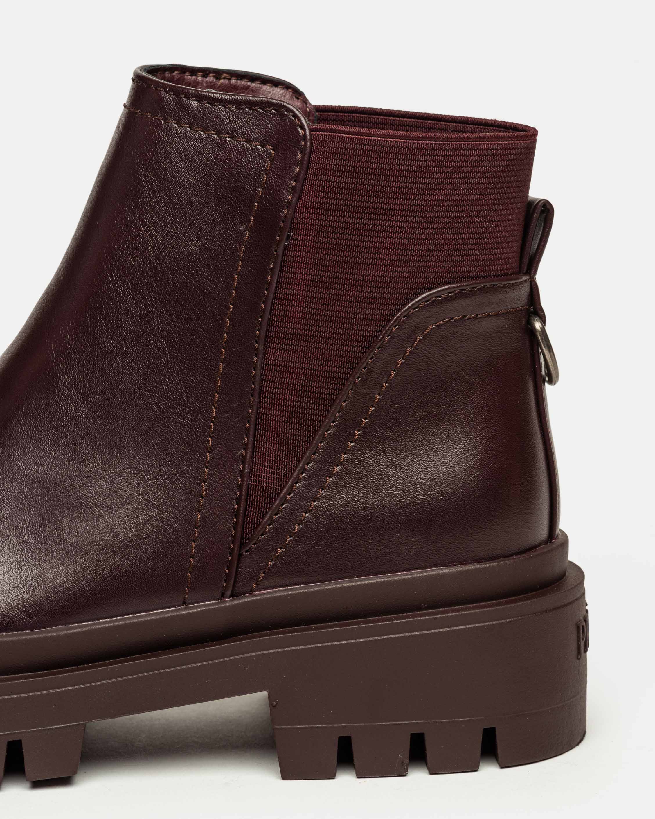 Bota caña baja Scott en efecto cuero