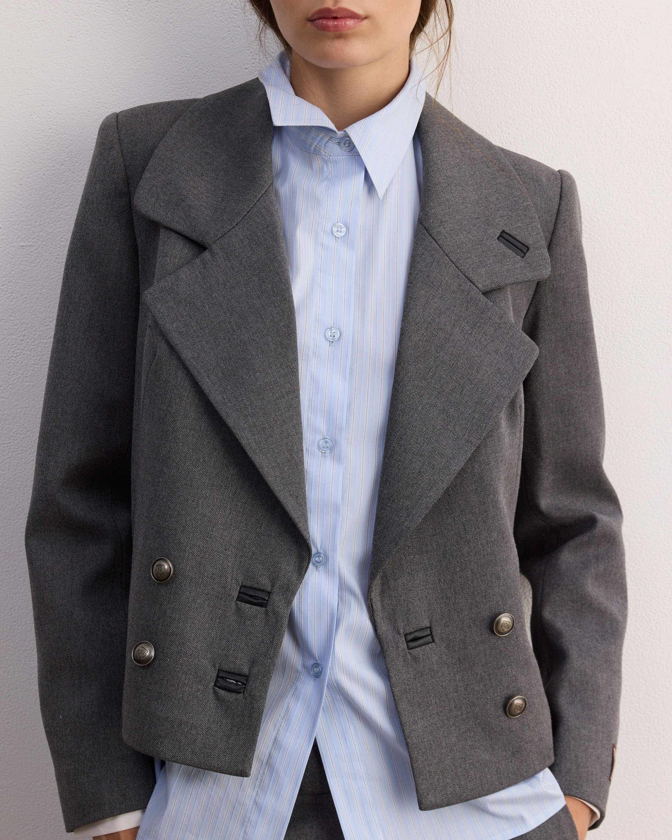 Blazer Essence
