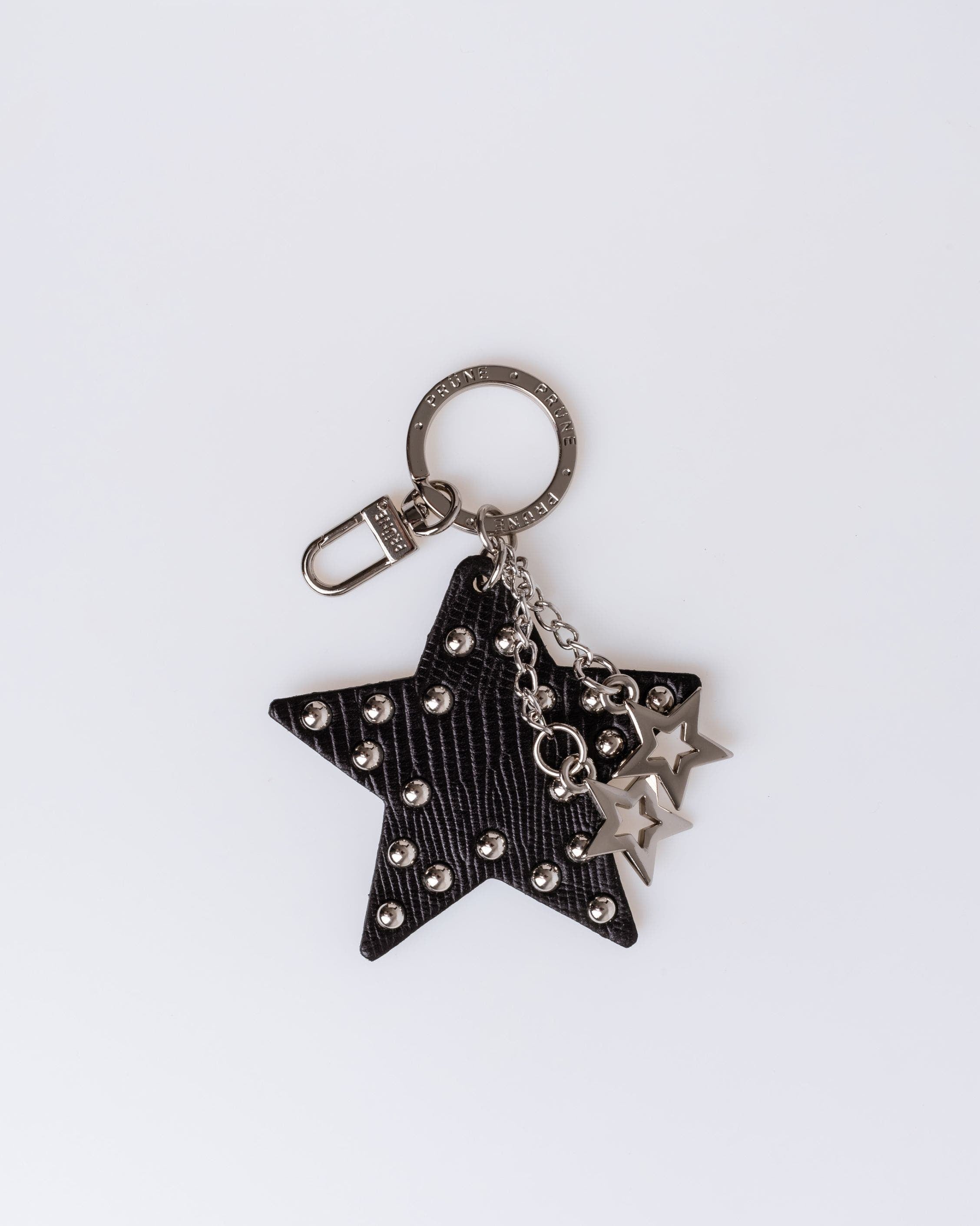 Llavero Charm Kenia en cuero grabado lagarto