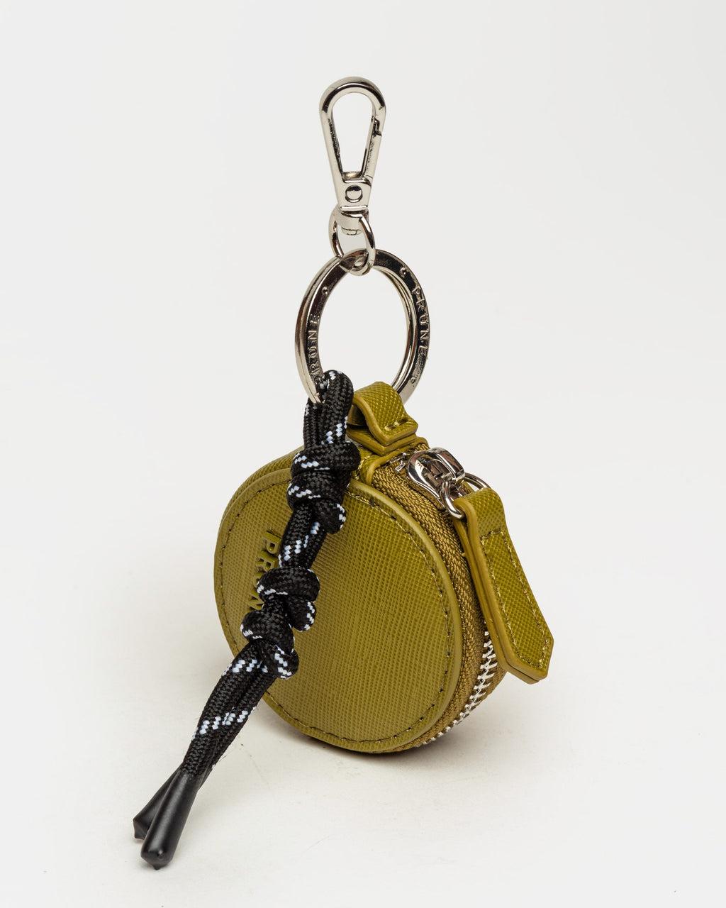 Llavero Charm Round en efecto cuero