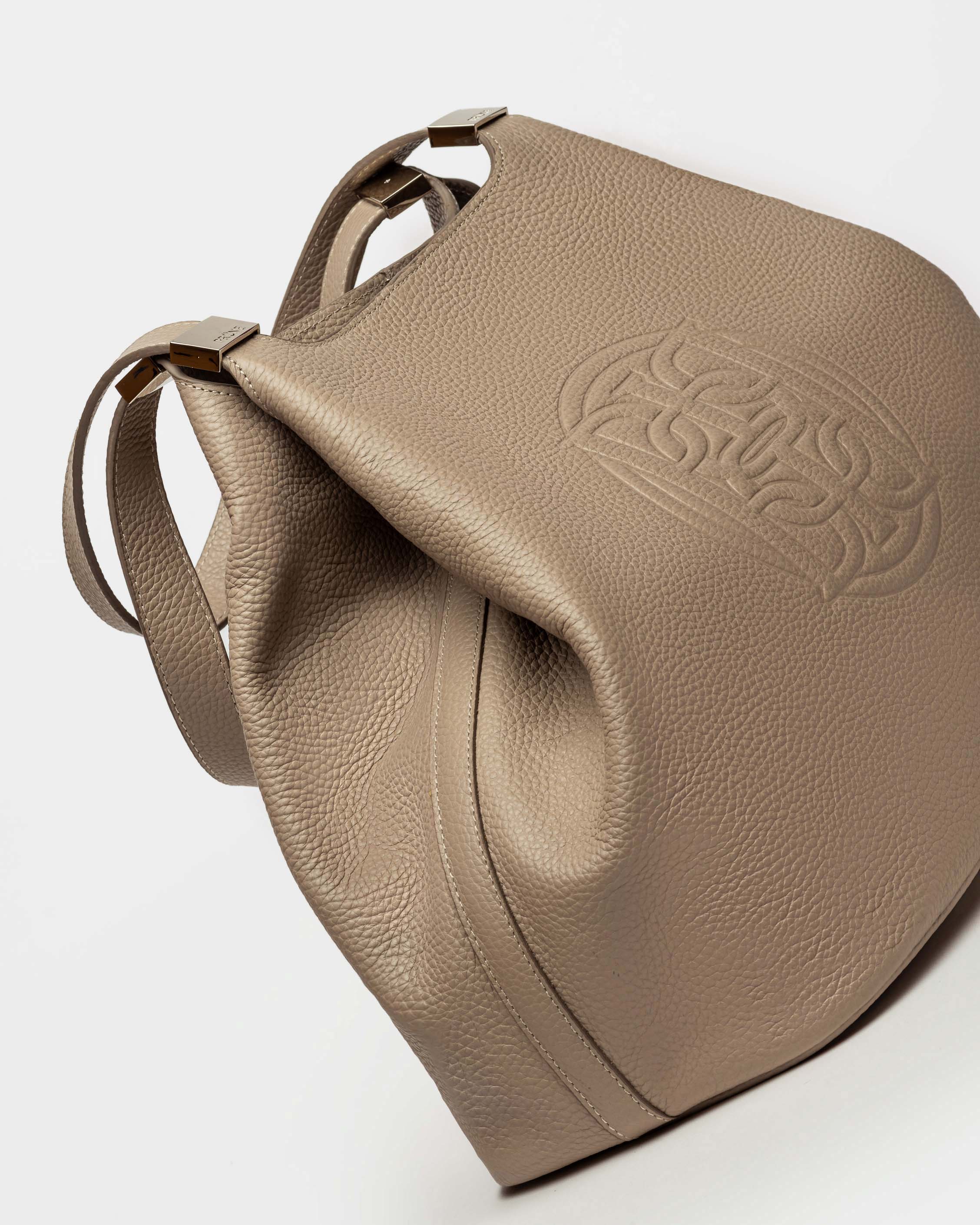 Bolso Eterial en cuero graneado