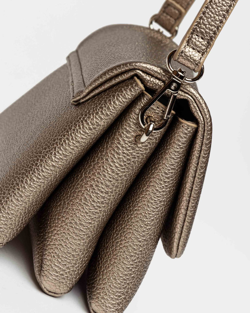 Mini bag Leisure en efecto cuero graneado